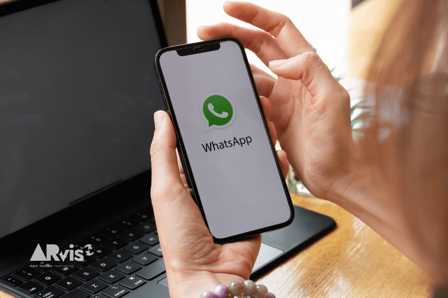 whatsapp business